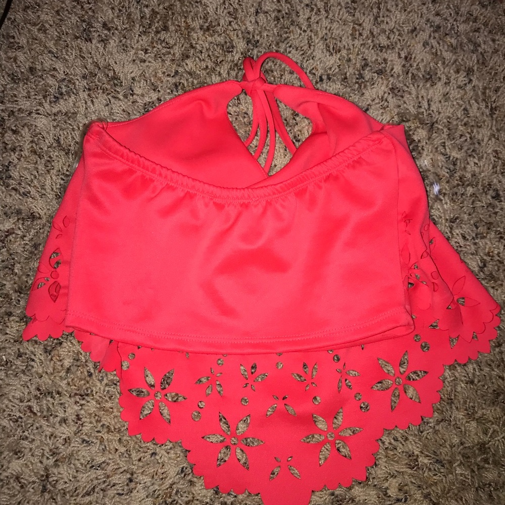 Crop Top - Picture 2 of 3